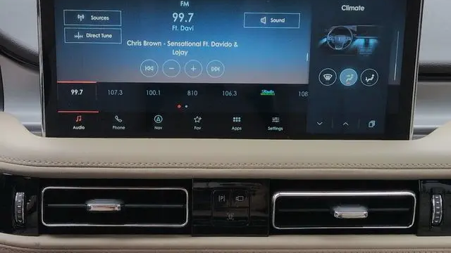 2023 Lincoln Nautilus Standard