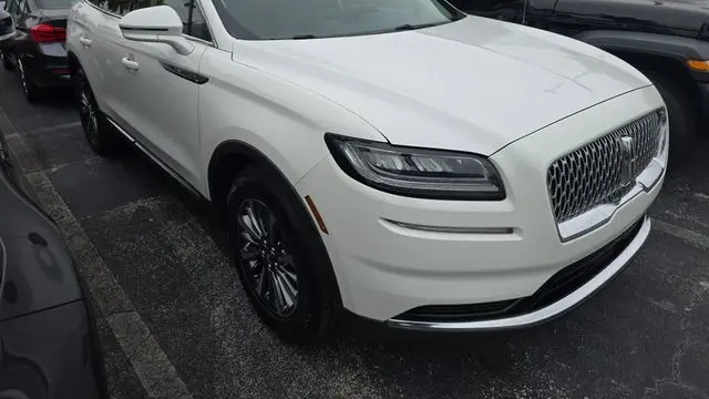 2023 Lincoln Nautilus Standard