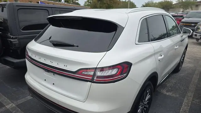 2023 Lincoln Nautilus Standard