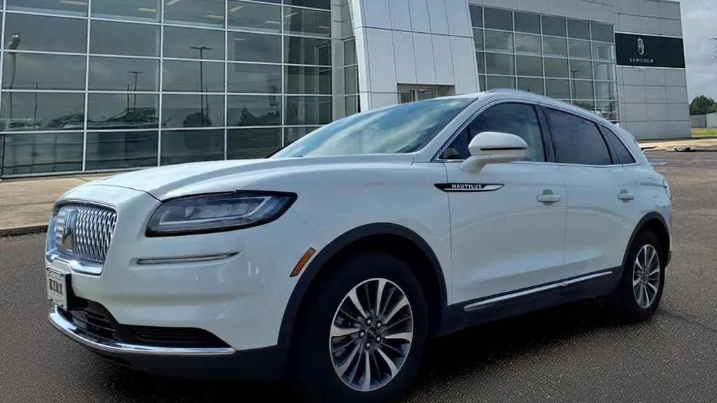 Preowned 2023 Lincoln Nautilus Standard for Sale