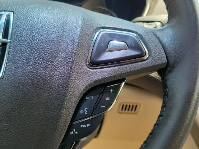 2018 Lincoln MKX - $15,590