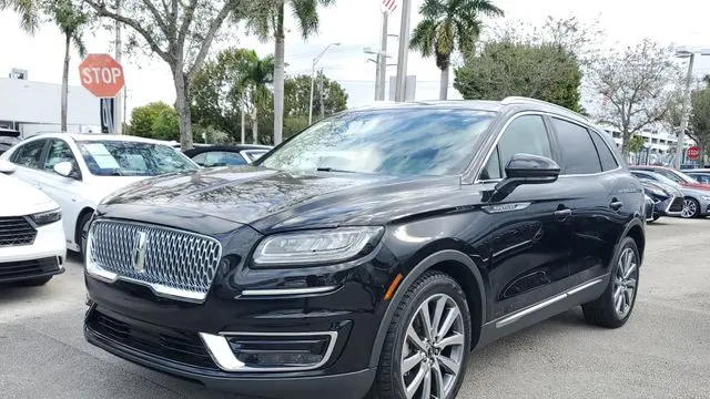 2019 Lincoln Nautilus Select