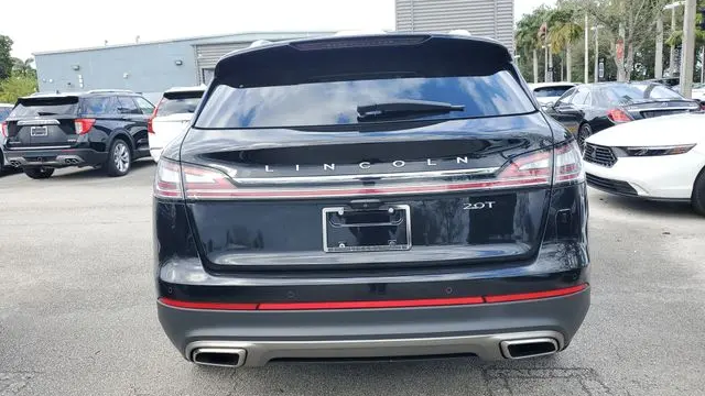 2019 Lincoln Nautilus Select