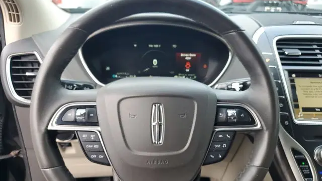 2019 Lincoln Nautilus Select