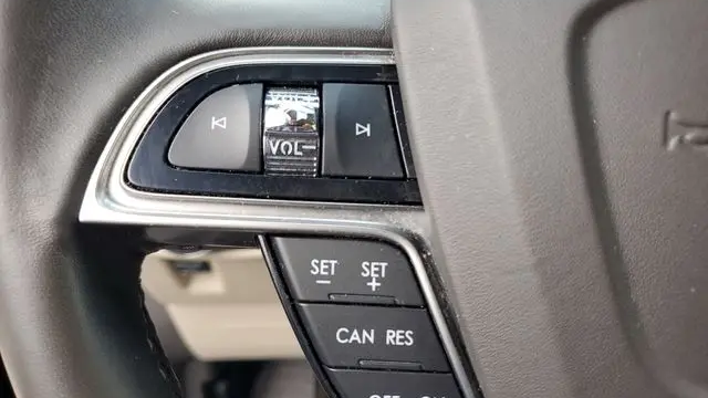 2019 Lincoln Nautilus Select