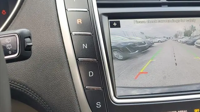 2019 Lincoln Nautilus Select