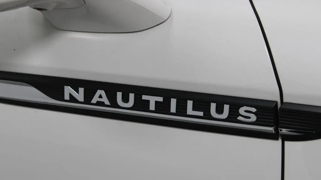 2022 Lincoln Nautilus Reserve