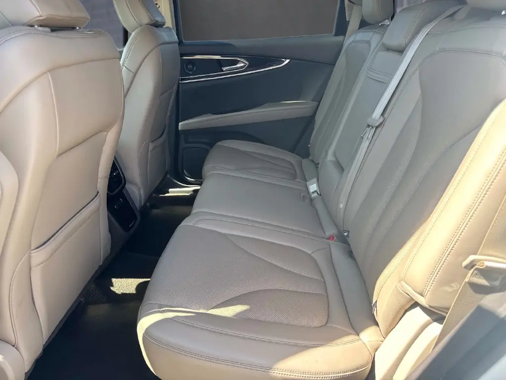 2023 Lincoln Nautilus - $37,995
