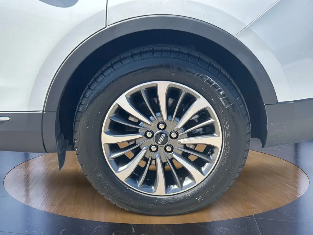 2023 Lincoln Nautilus - $37,995