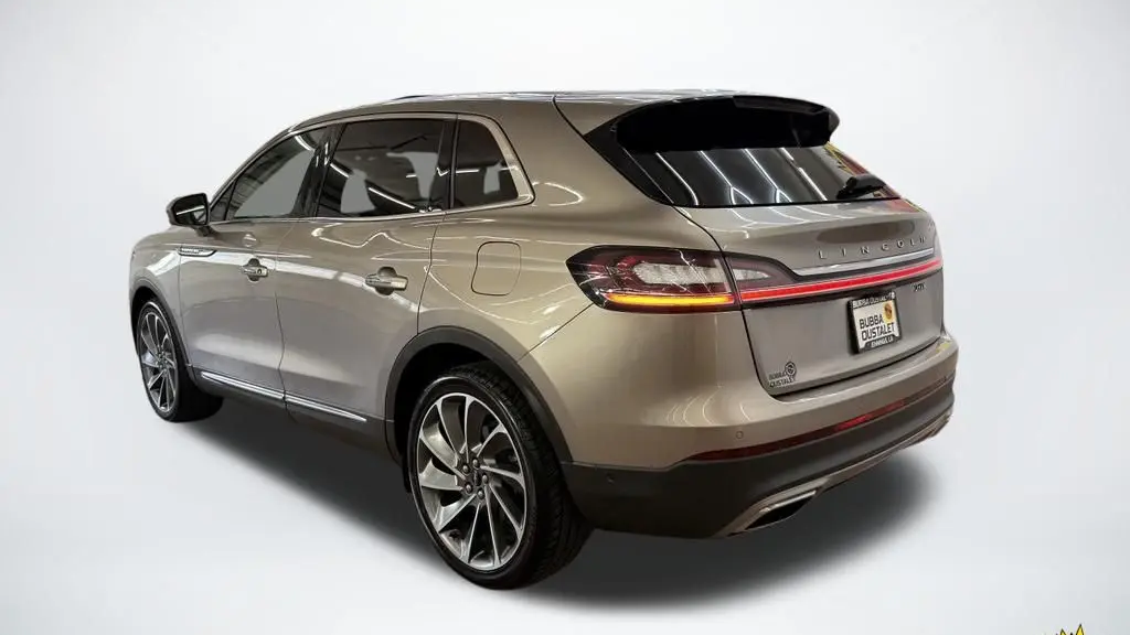 2020 Lincoln Nautilus Reserve