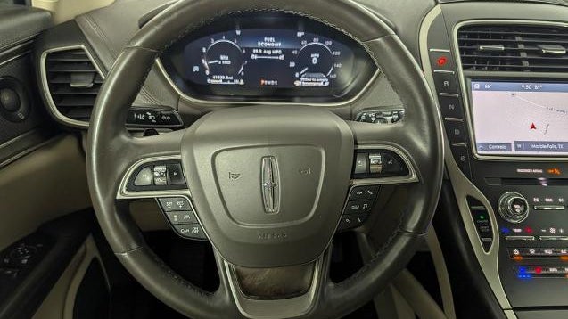 2020 Lincoln Nautilus Reserve