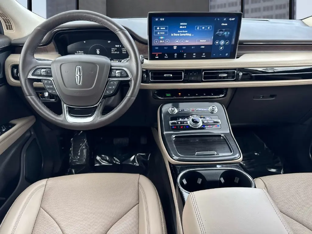 2023 Lincoln Nautilus - $35,995
