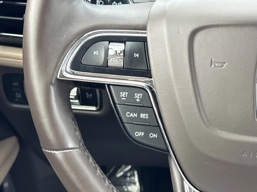 2023 Lincoln Nautilus - $35,995
