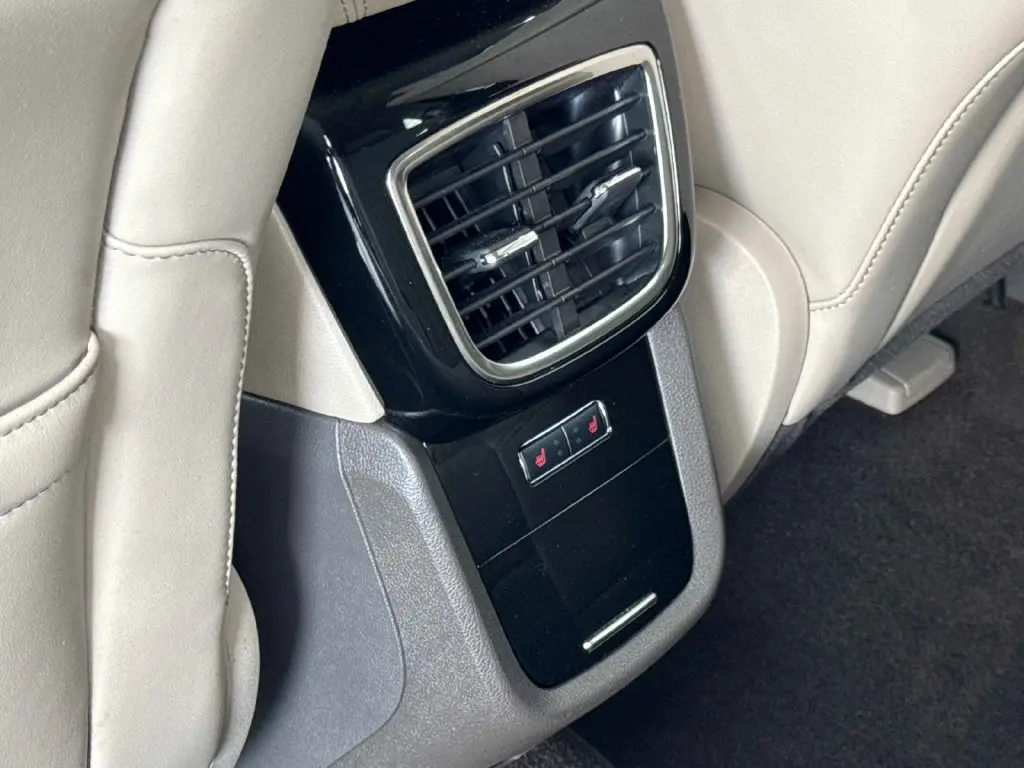 2023 Lincoln Nautilus - $35,995