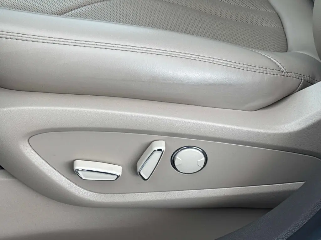 2023 Lincoln Nautilus - $35,995