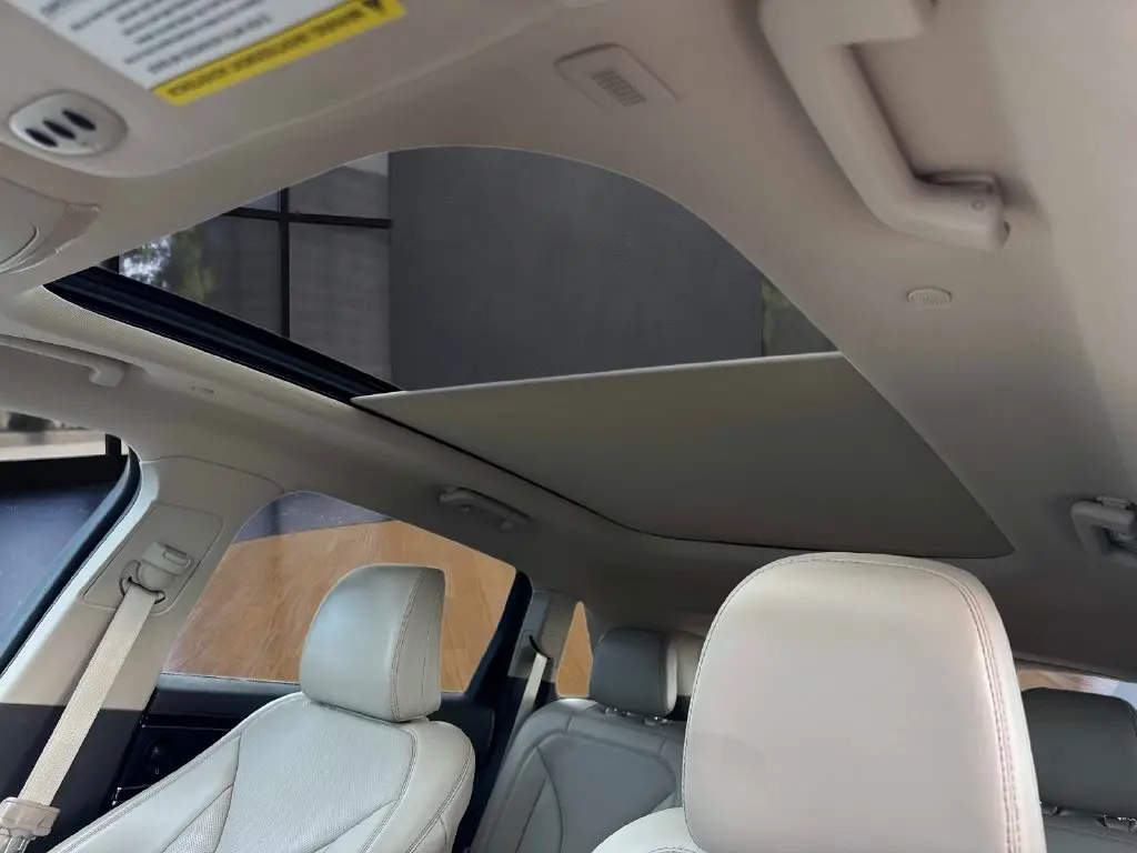 2023 Lincoln Nautilus - $35,995