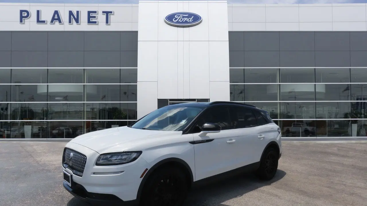 Preowned 2021 Lincoln Nautilus Reserve for Sale