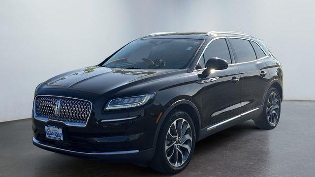 Preowned 2021 Lincoln Nautilus Reserve for Sale