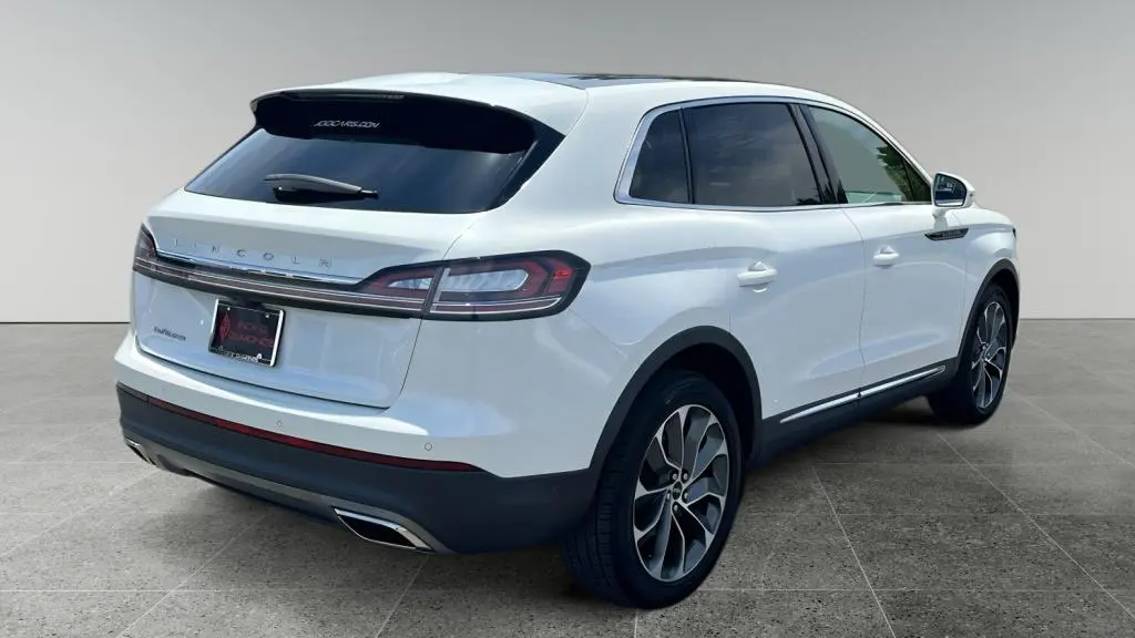 2022 Lincoln Nautilus Reserve