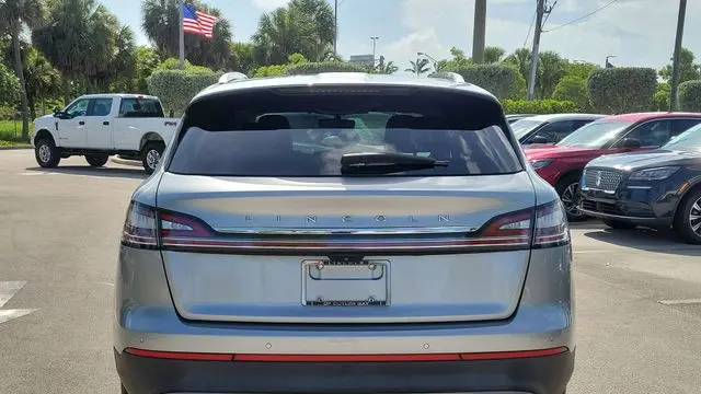 2021 Lincoln Nautilus Reserve
