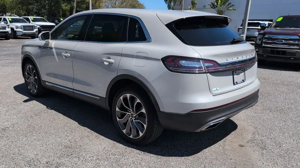 2023 Lincoln Nautilus Reserve