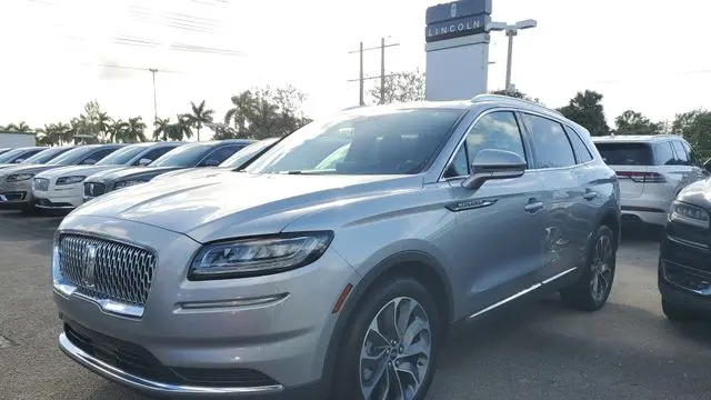2023 Lincoln Nautilus Reserve