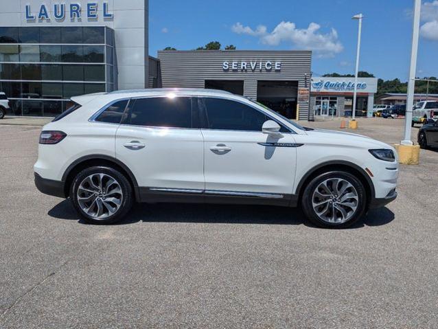 2022 Lincoln Nautilus - $23,377