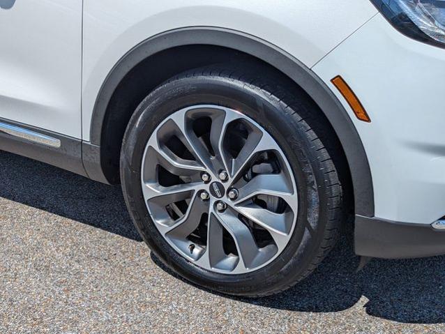 2022 Lincoln Nautilus - $23,377