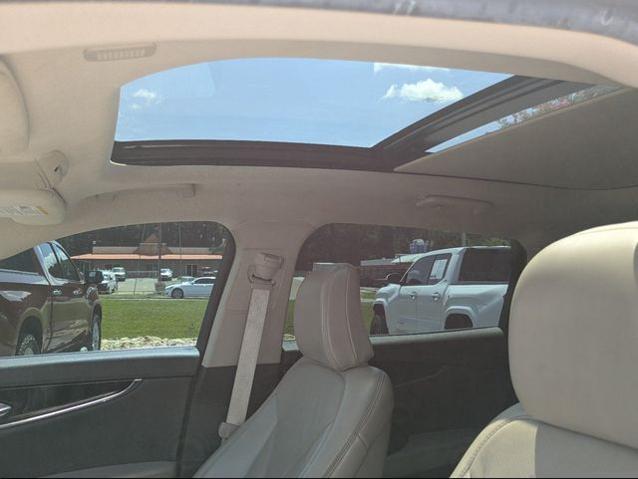 2022 Lincoln Nautilus - $23,377
