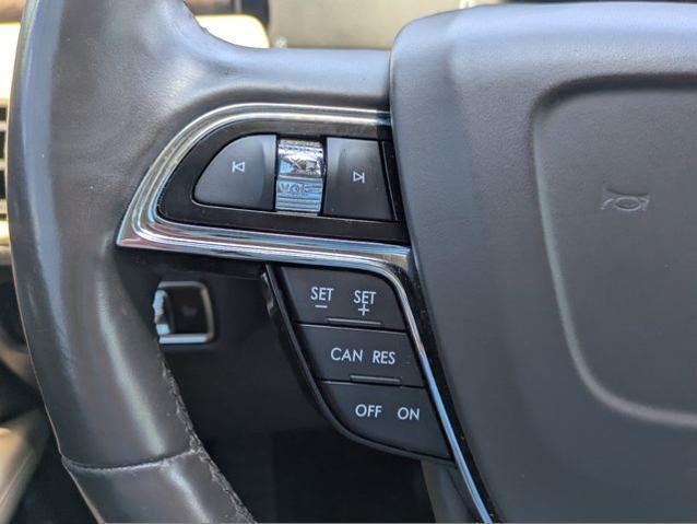 2022 Lincoln Nautilus - $23,377