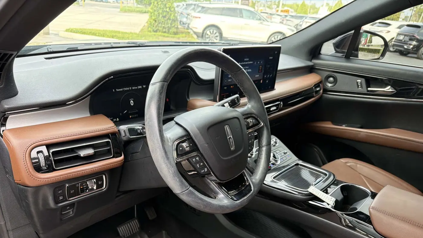2023 Lincoln Nautilus Reserve