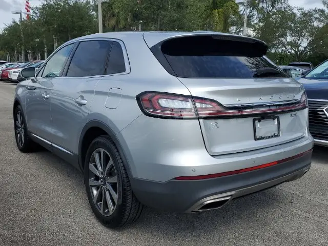 2019 Lincoln Nautilus - $18,590