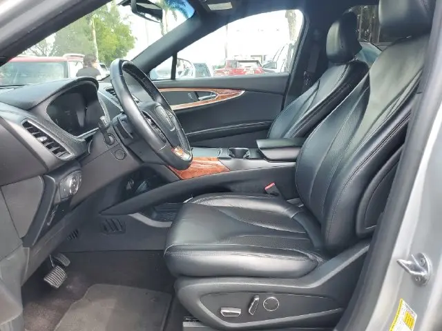 2019 Lincoln Nautilus - $18,590