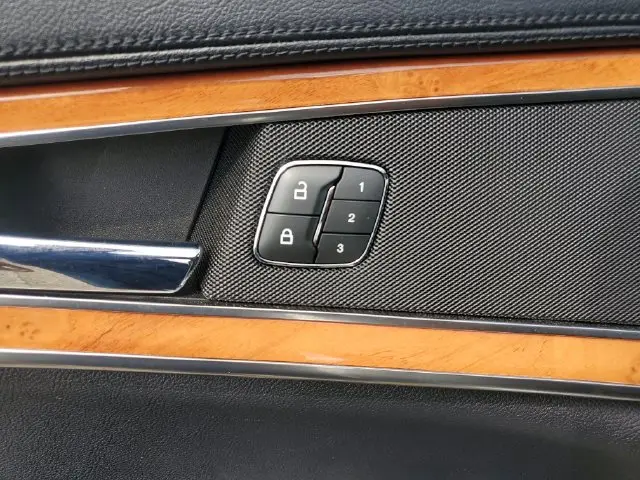 2019 Lincoln Nautilus - $18,590