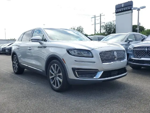 2019 Lincoln Nautilus - $18,590