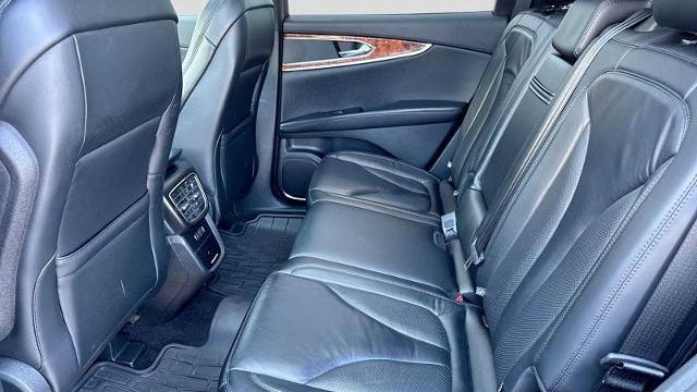 2019 Lincoln Nautilus Select