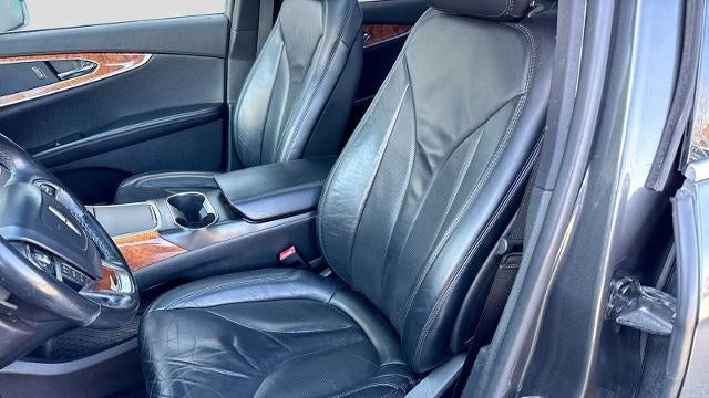 2019 Lincoln Nautilus Select