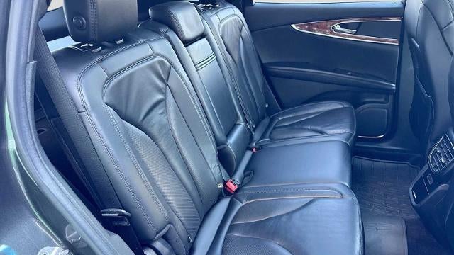 2019 Lincoln Nautilus Select