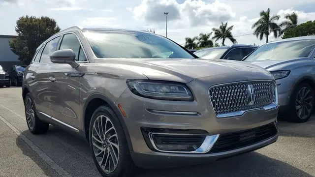 2020 Lincoln Nautilus Reserve