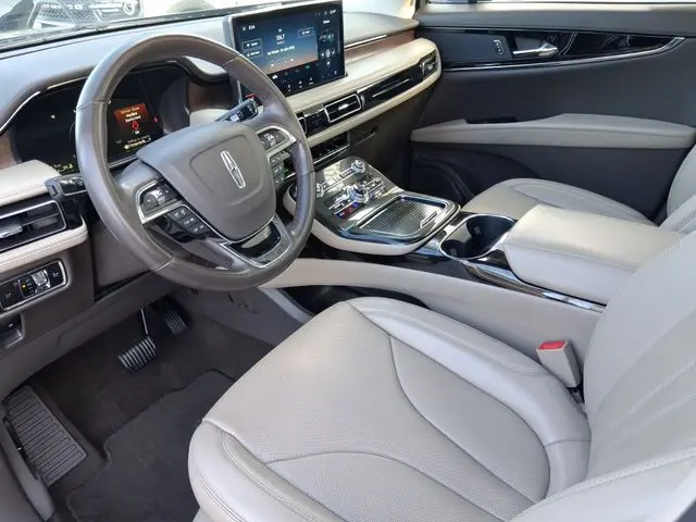 2023 Lincoln Nautilus - $33,490