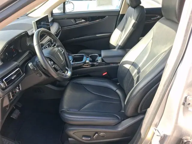 2023 Lincoln Nautilus - $32,990