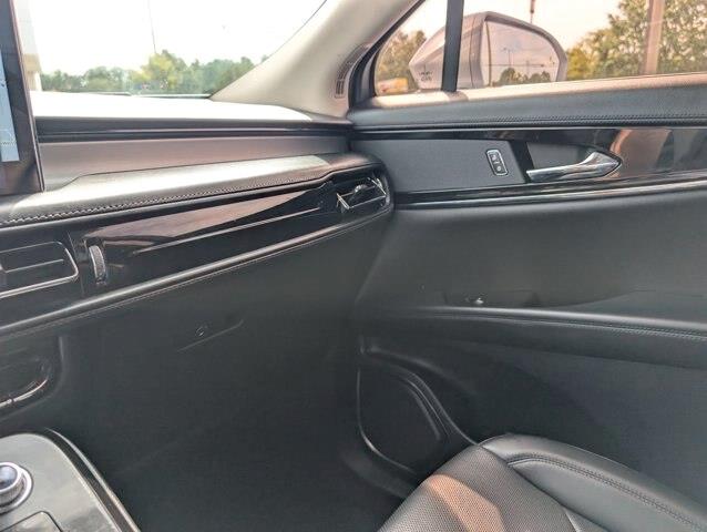 2022 Lincoln Nautilus - $28,395