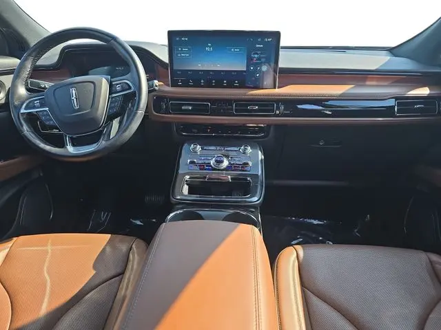 2023 Lincoln Nautilus - $35,580