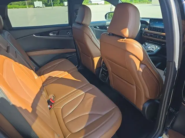 2023 Lincoln Nautilus - $35,580