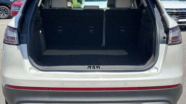 2019 Lincoln Nautilus Select