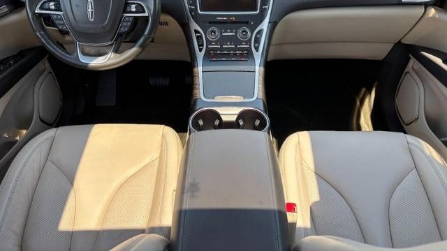 2019 Lincoln Nautilus Select