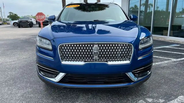 2020 Lincoln Nautilus Reserve