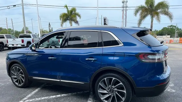 2020 Lincoln Nautilus Reserve