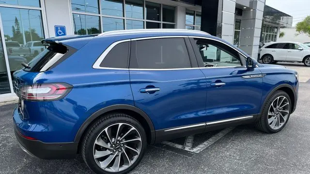 2020 Lincoln Nautilus Reserve