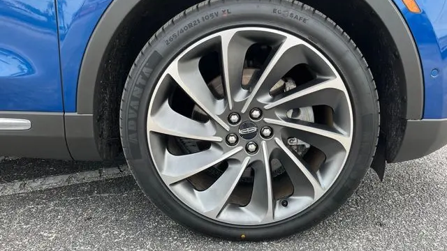 2020 Lincoln Nautilus Reserve